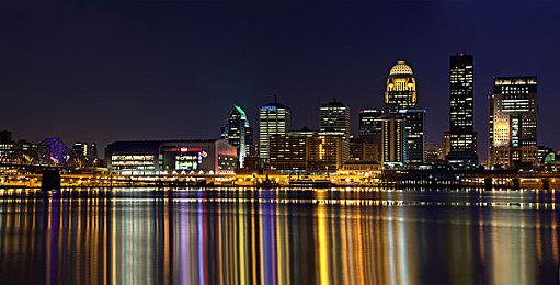 《Caliber（鬼魅战队）》4周年庆活动开始 双倍奖励火热进行中